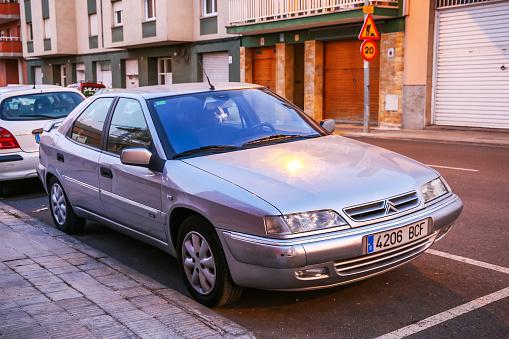 Savoir quand changer ses sphères sur les différents modèles de Citroën Xantia ?