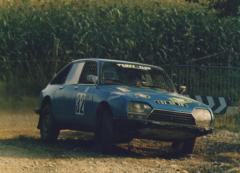 La technologie de sphères hydraulique et la course automobile